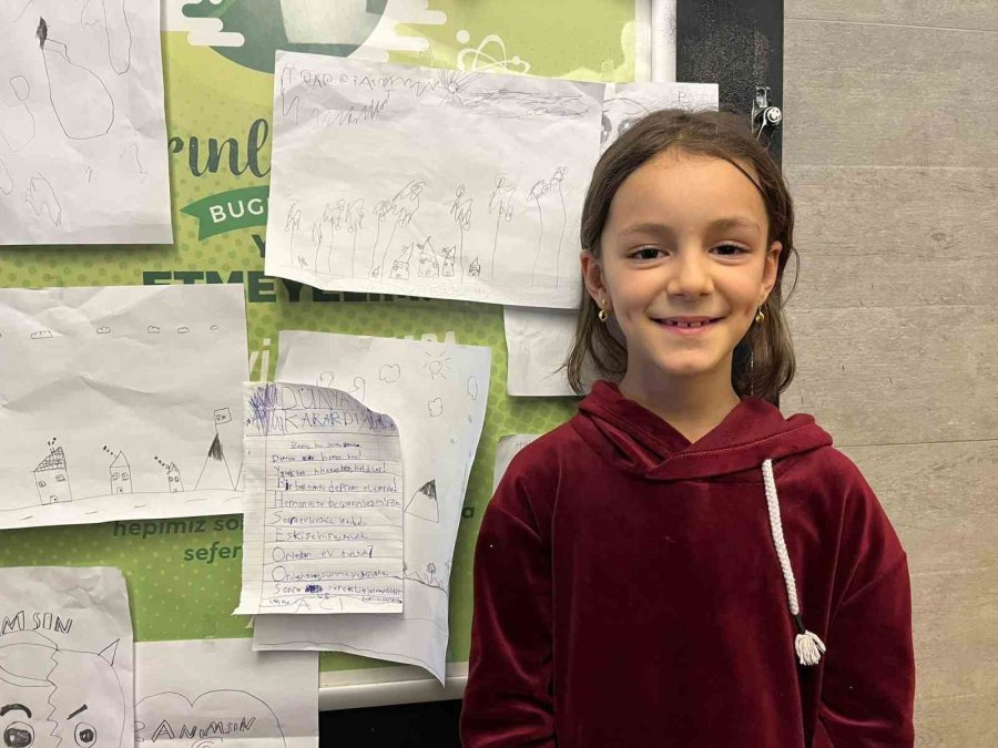 Minik Depremzededen Duygulandıran Şiir