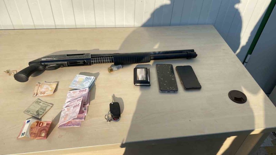 Deprem Bölgelerinde Yağmacılara Geçit Yok: 14 Gözaltı