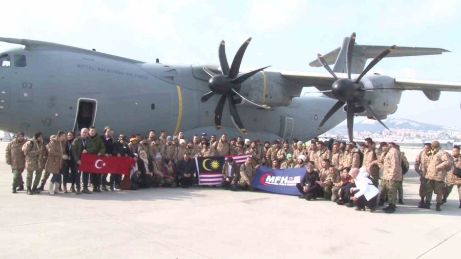 Malezyalı Doktor Ve Sağlık Çalışanları, Afet Bölgesine Gidiyor