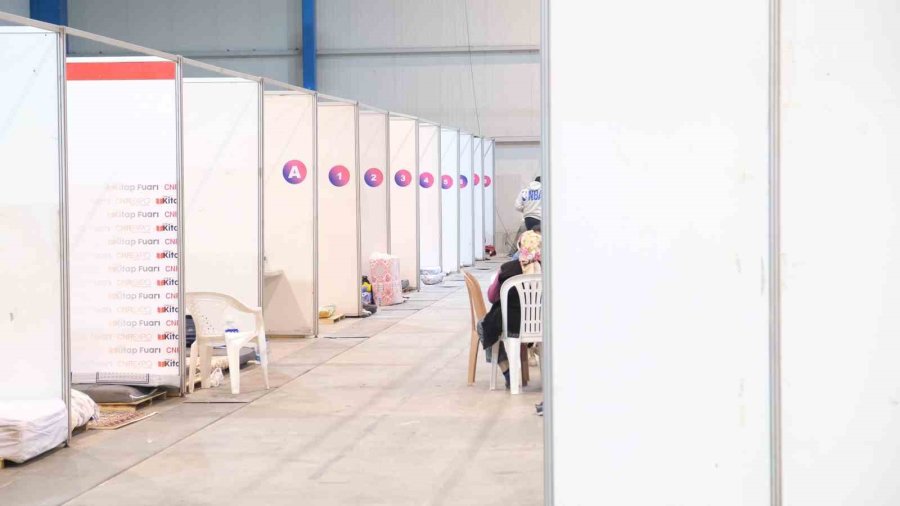 Küçük Kumsal’dan Depremzedelere Duygu Dolu Mektup