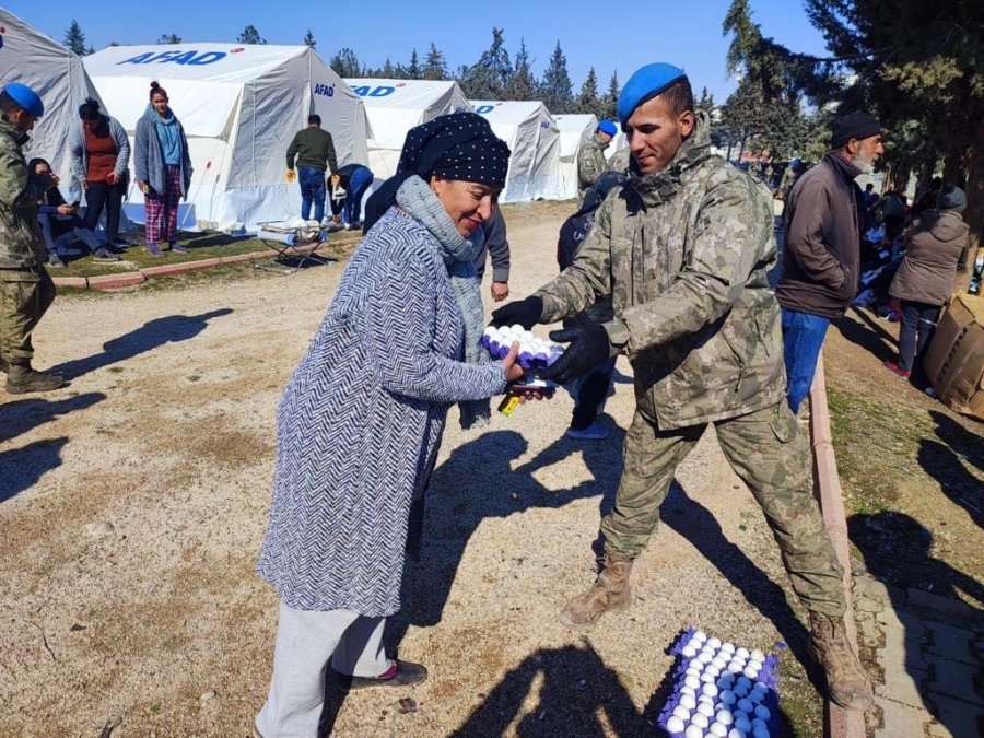 7’nci Komando Tugayı Gaziantep’te Çadır Kurmaya Devam Ediyor
