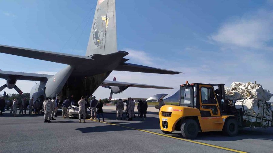 İstanbul’dan Deprem Bölgesine 93 Hava Harp Okulu Personeli Yola Çıktı