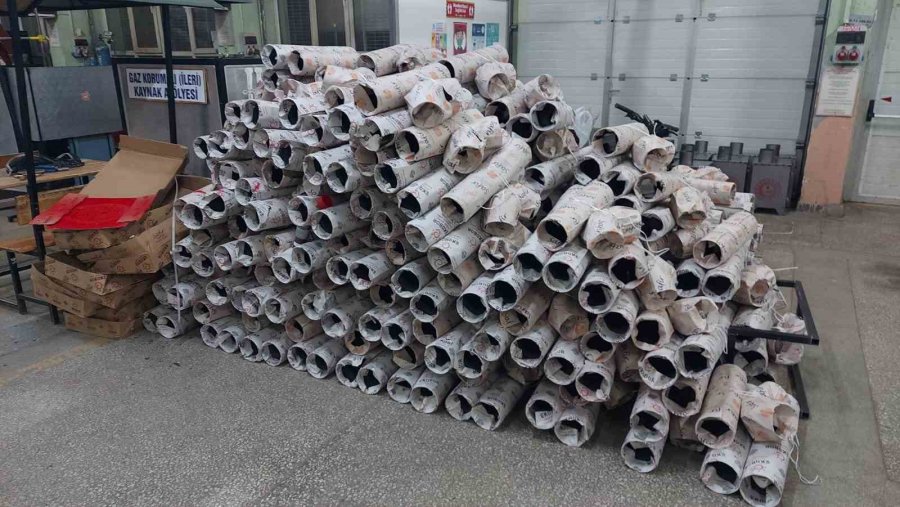 Eskişehir’de Meslek Lisesi Öğretmenlerinden Deprem Bölgesine Çadır Sobası