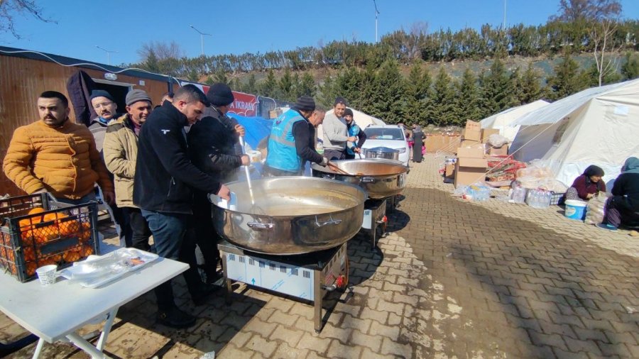 Develi’den Kahramanmaraş’ta Aşevi Desteği