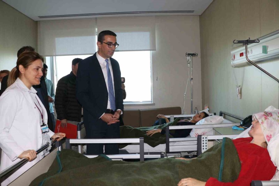 Depremin Yükünü Şehir Hastaneleri Sırtlanıyor