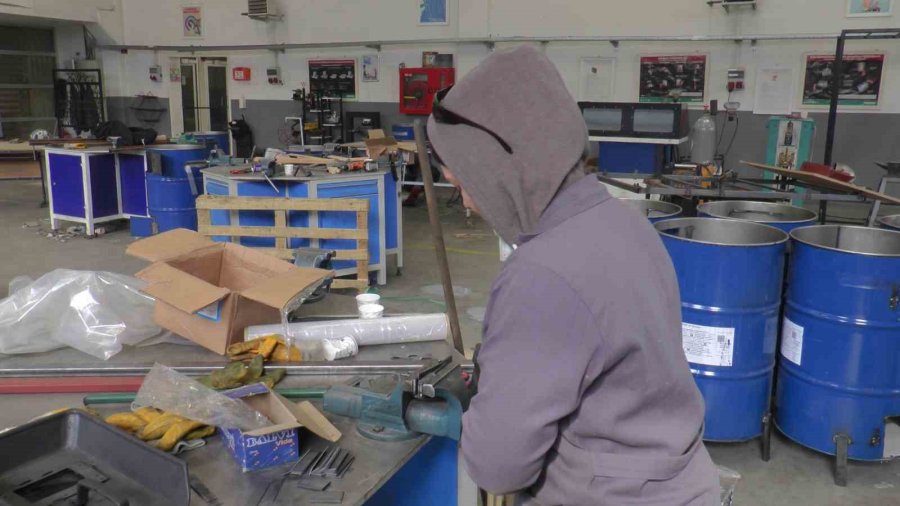 Meslek Liselerinden ‘iç Isıtan’ Yardım