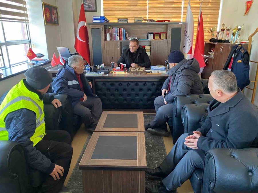 Başkan Büyükkılıç’tan Deprem Bölgesindeki İtfaiye Erlerine Ziyaret