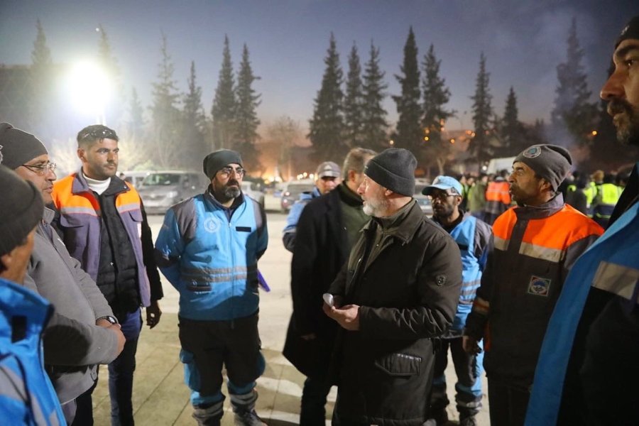 Başkan Çolakbayrakdar: “bu Günleri Hep Birlikte Atlatacağız”