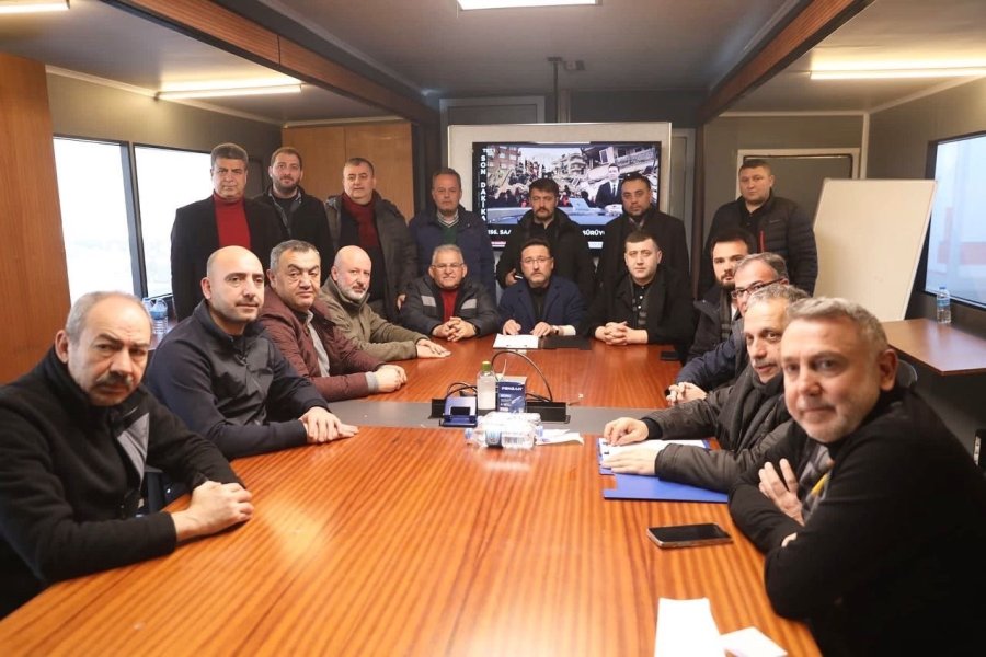 Başkan Çolakbayrakdar: “bu Günleri Hep Birlikte Atlatacağız”