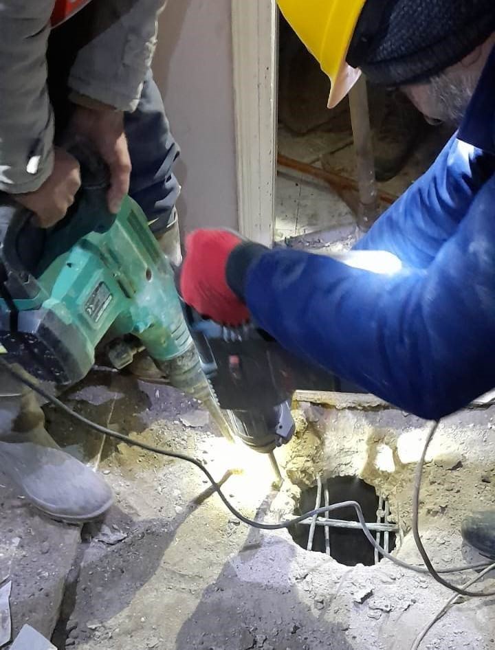 Toroslar Belediyesi Ekipleri, Afet Bölgesinde Destek Güç Oluyor