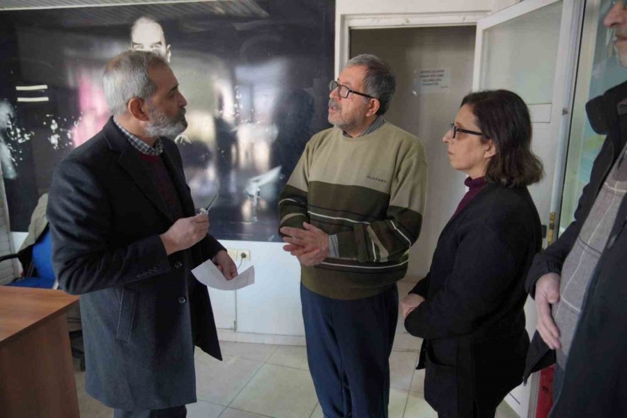 Tarsus Belediyesi Depremzedelerin Yaralarını Sarıyor