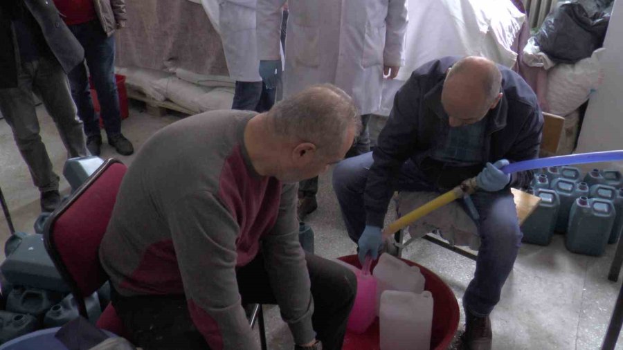 Kayseri’de ’fabrika Okullar’ Deprem Bölgesi İçin Seferber Oldu