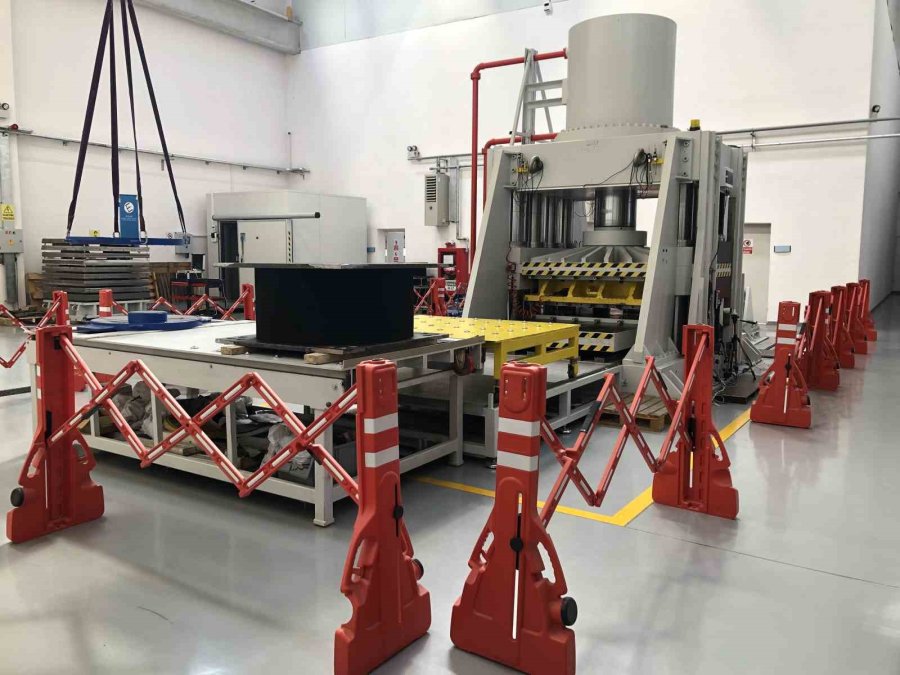 Depremin Etkisini Yüzde 80 Azaltan İzolatörler Can Ve Mal Kaybını Önlüyor: İnşa Maliyetini Sadece Yüzde 10 Artırıyor