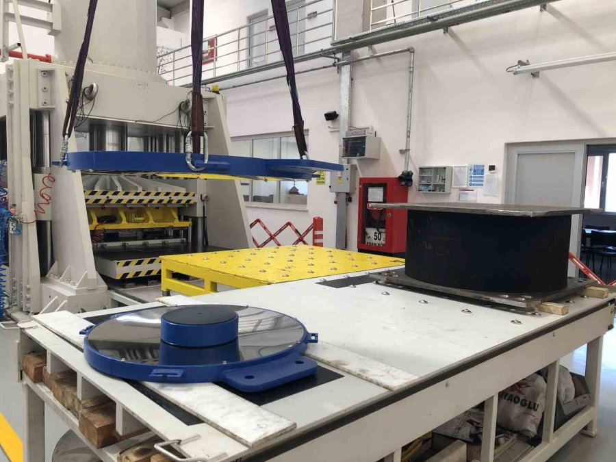 Depremin Etkisini Yüzde 80 Azaltan İzolatörler Can Ve Mal Kaybını Önlüyor: İnşa Maliyetini Sadece Yüzde 10 Artırıyor