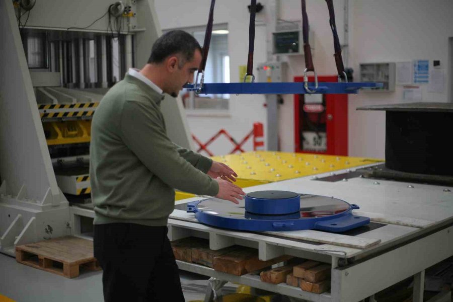 Depremin Etkisini Yüzde 80 Azaltan İzolatörler Can Ve Mal Kaybını Önlüyor: İnşa Maliyetini Sadece Yüzde 10 Artırıyor