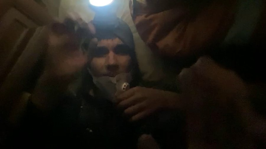 Depremin 198. Saatinde Enkaz Altından Türkiye’ye El Salladılar