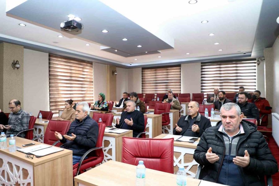 Develi Belediyesi Meclisi Deprem Özel Gündemiyle Toplandı