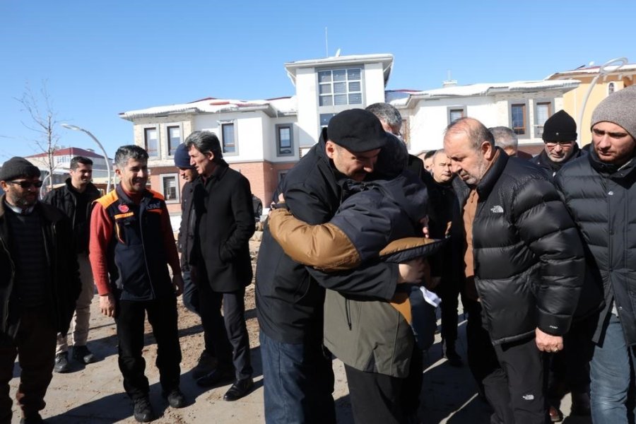 Başkan Büyükkılıç Göksun’da