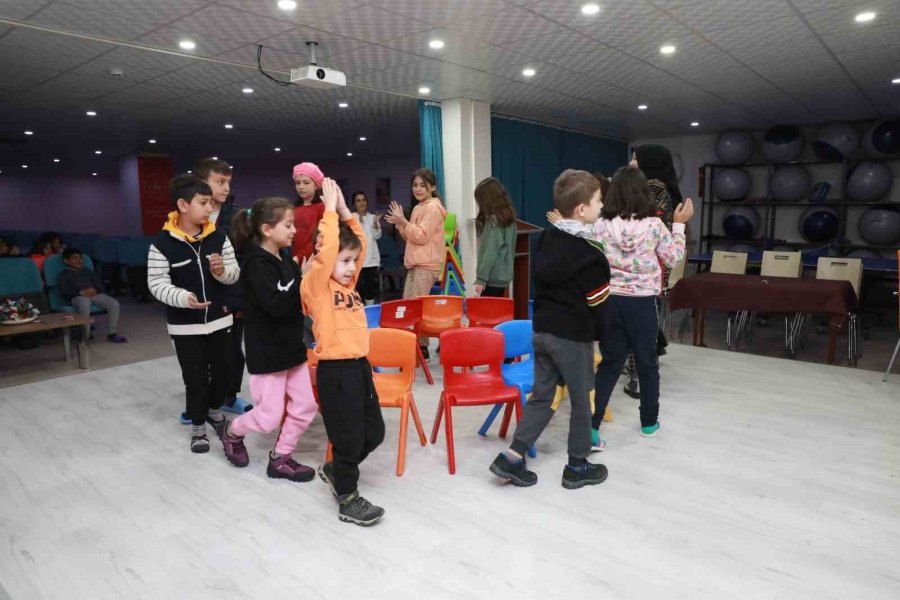 Büyükşehir’in Depremzede Çocuklar İçin Psikolojik Desteği Başladı