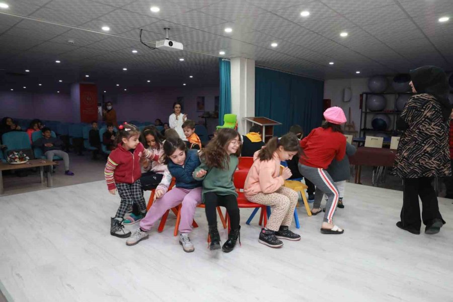 Büyükşehir’in Depremzede Çocuklar İçin Psikolojik Desteği Başladı