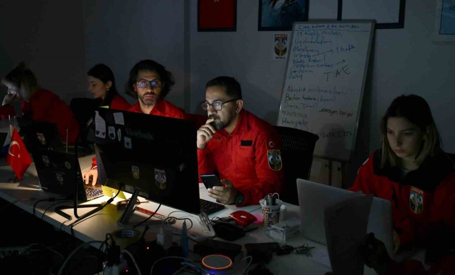 Hatay’daki Akut Antalya Biriminin Koordinasyonu Assim’den Yürütülüyor