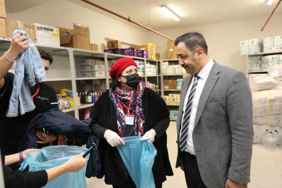 Alkü’den Ücretsiz “yardım Marketi”