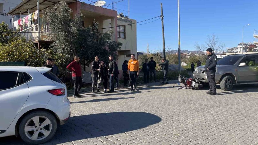 Gazipaşa’da Motosikletle Otomobil Çarpıştı: 1 Yaralı