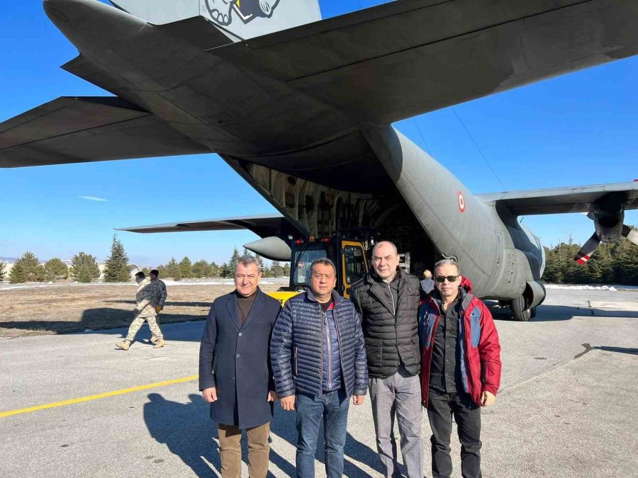 Eso Deprem Bölgesine 51 Tırla 30 Milyon Liralık Yardım Gönderdi