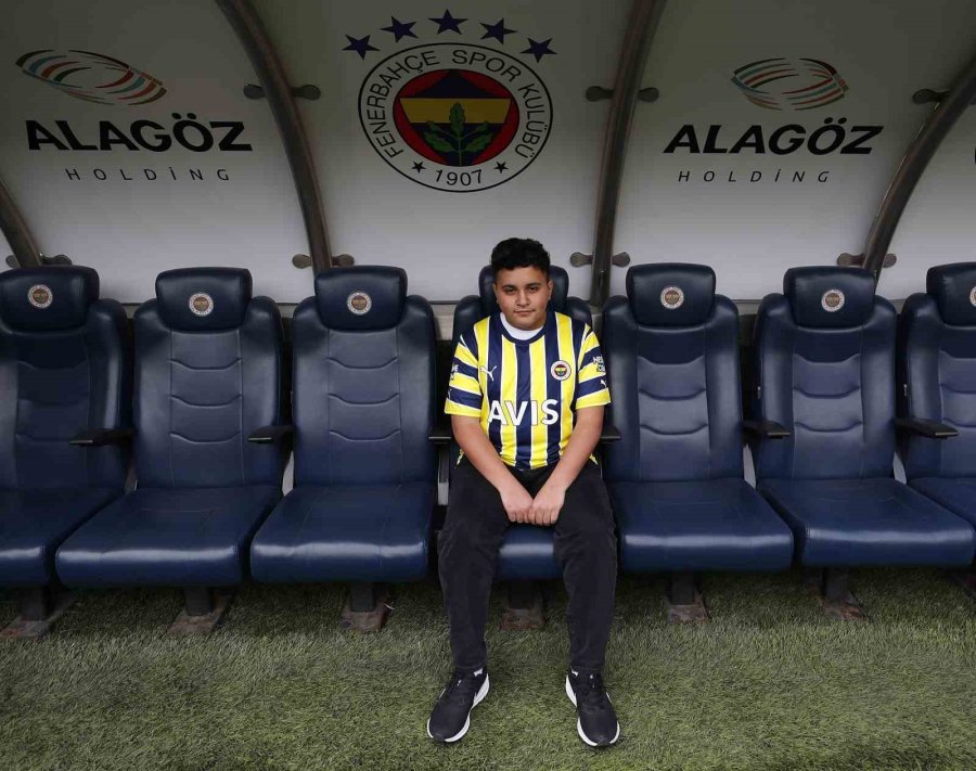 Fenerbahçe, Mehmet Akif Ağaç’ı Statta Konuk Etti