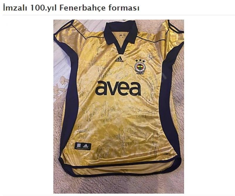 Taraftarlar Depremzedeler İçin Futbolcu İmzalı Formalarını Satışa Çıkardı