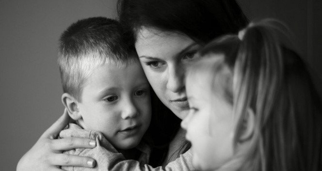 Uzm. Psk. Eriki, “korkularını Konuşurken Çocuğunuza Sarılın”