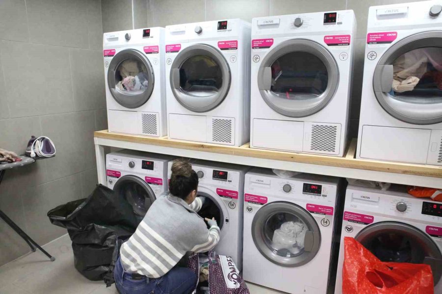 Oyunlarla Yaşadıkları Şoku Atlatmaya Çalışıyorlar