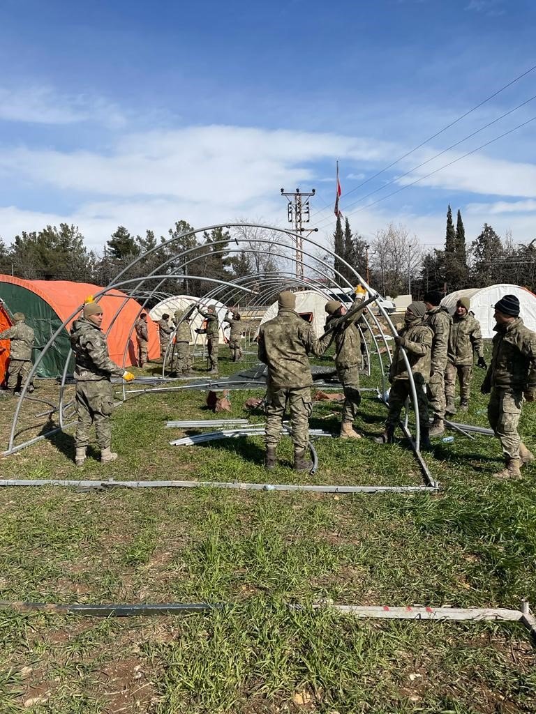10’uncu Komando Tugayı Çadır Kurma Faaliyetine Devam Ediyor