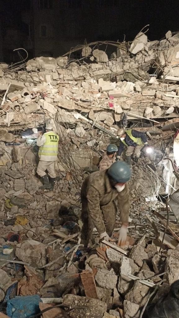 Msb: "2’nci Kolordu İstihkam Alayı Arama Faaliyetine Aydınlatmalı Olarak Devam Ediyor"