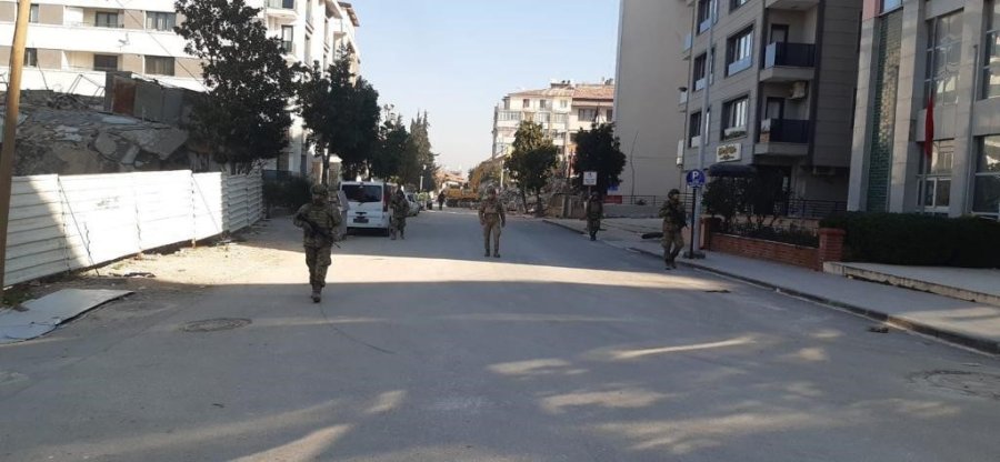 Msb: "4’üncü Komando Tugay Komutanlığı Devriye Görevine Aralıksız Devam Ediyor"