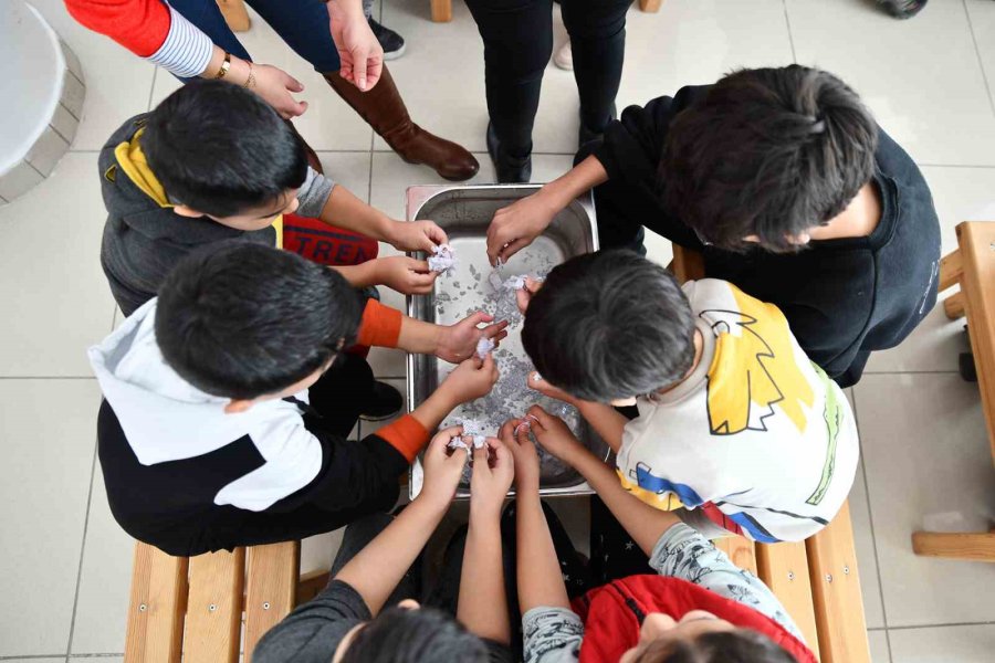 Sukurusu Uygulama Merkezi Depremzedeleri Ağırladı