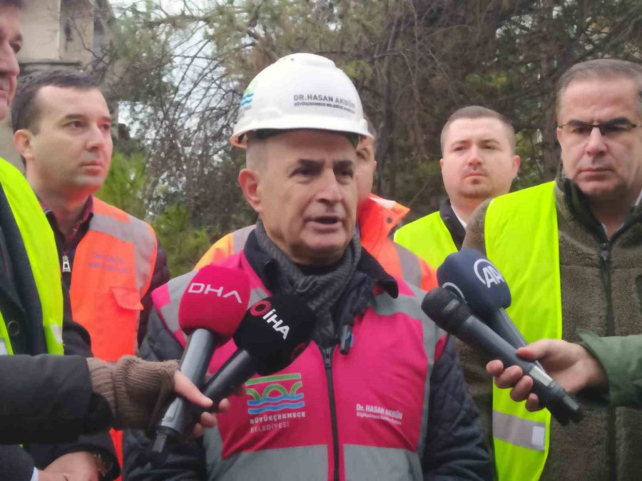 Büyükçekmece’de Riskli Binaların Yıkımı Hız Kesmeden Devam Ediyor