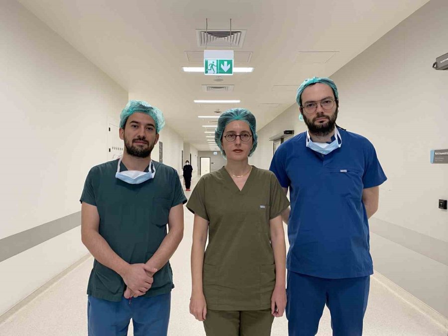 Deprem Bölgesinden Gelen Doktordan Acı Açıklama: “çıkarılan Çocukların Hepsi Benimkilere Benziyordu”