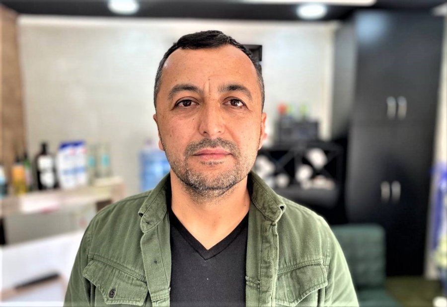 Büyük Depremlerin Ardından Antalyalı Berberden Takdir Toplayan Davranış