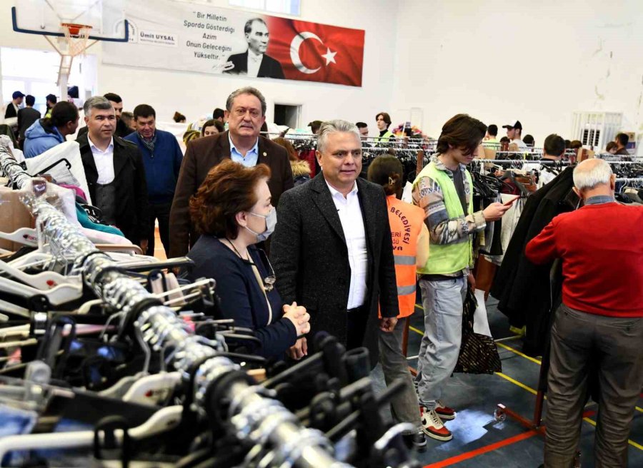 Ücretsiz Mağazadan 42 Bin Afetzede Yararlandı