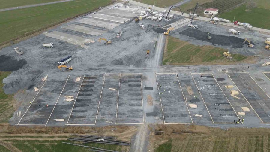 Bakan Kurum: “kurulacak Geçici Barınma Alanlarının Yanı Sıra Kalıcı Konutlar İçin De Çalışmalar Başlatıldı”