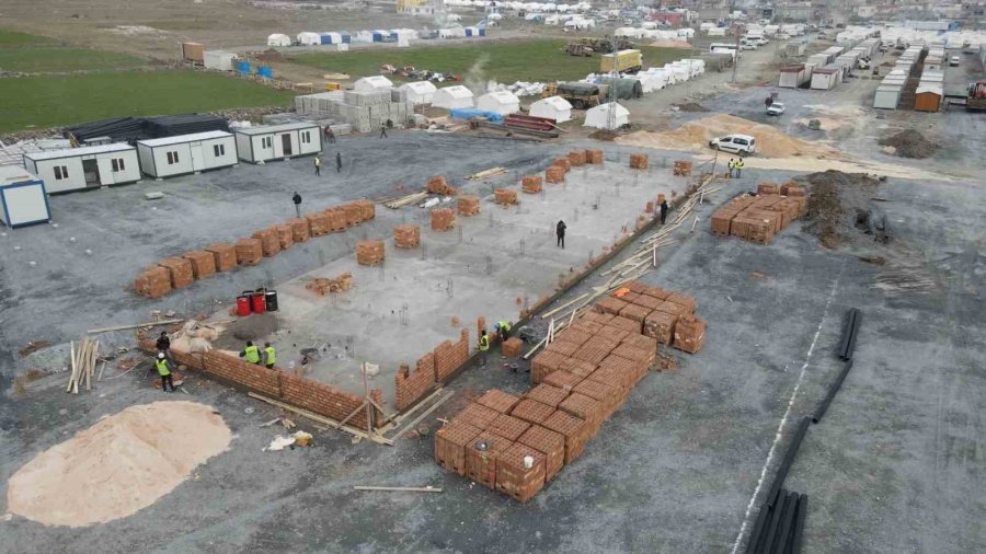 Bakan Kurum: “kurulacak Geçici Barınma Alanlarının Yanı Sıra Kalıcı Konutlar İçin De Çalışmalar Başlatıldı”