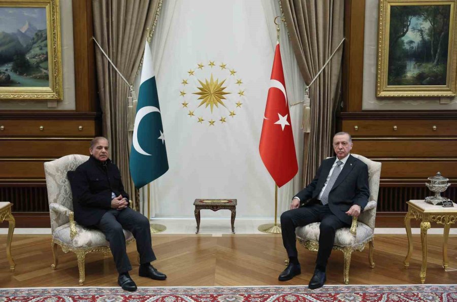 Cumhurbaşkanı Erdoğan, Pakistan Başbakanı Şahbaz Şerif’i Kabul Etti
