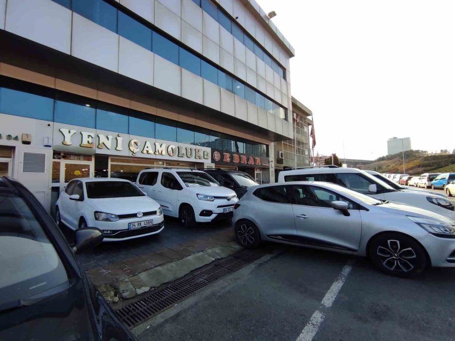 Bağış Gecesinde ’50 Milyar Lira’ İfadesiyle Yanlış Anlaşılan Oto Galerici Konuştu: "aslında 50 Bin Tl Demek İstedim, Telefonlarım Susmuyor"