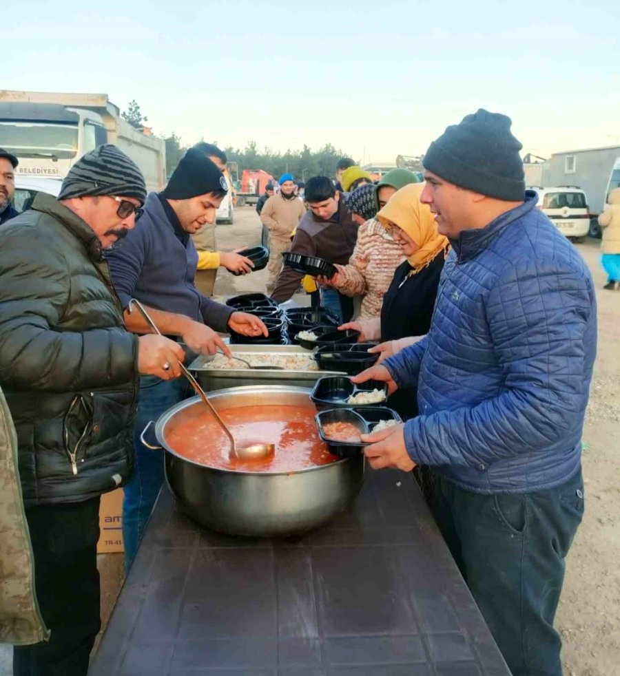 Keçiören Belediyesi’nden Kahramanmaraş’ta 3 Öğün Yemek Hizmeti