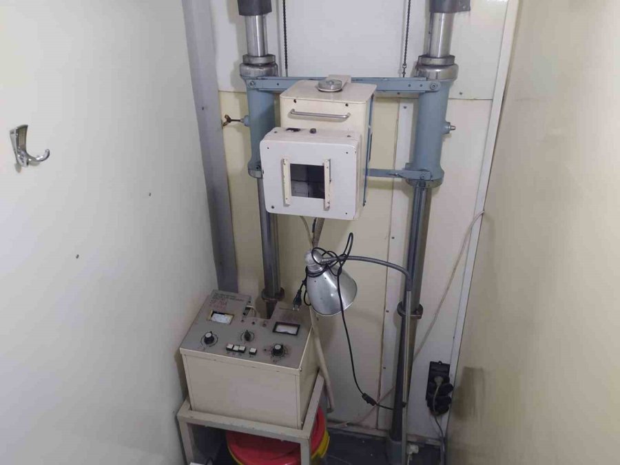 Kızılay Deprem Bölgesine Mobil Sağlık Araçları Gönderiyor