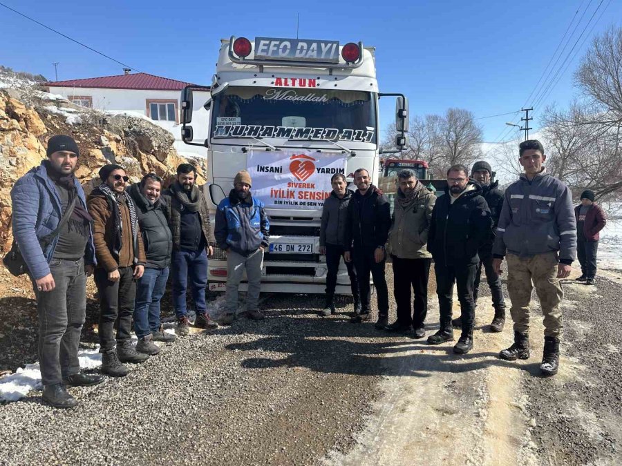 Siverekli Stk’lardan Depremzedelere Örnek Davranış