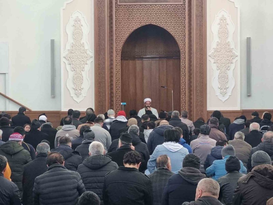 Depremde Hayatını Kaybeden Vatandaşlar İçin Mevlit Okutuldu