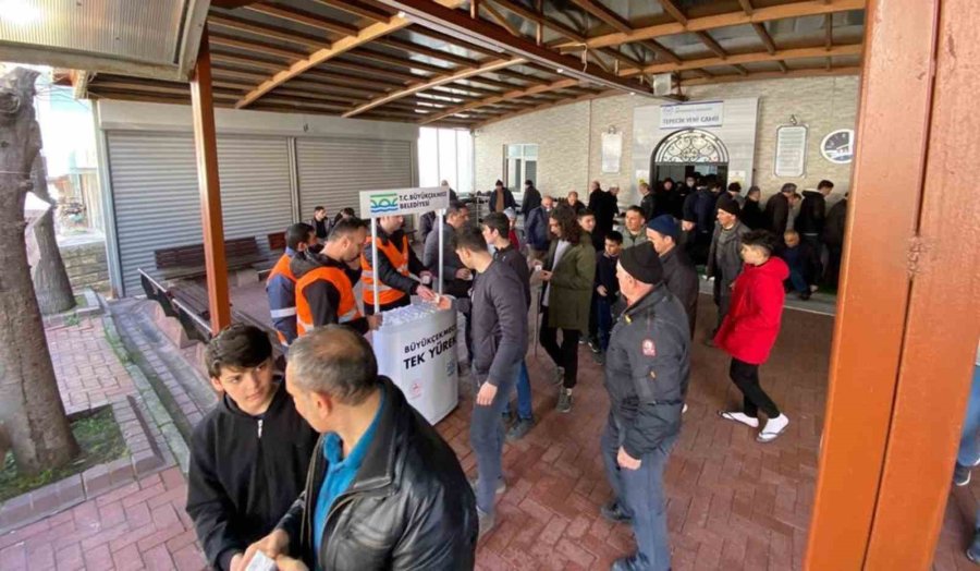 Depremde Hayatını Kaybeden Vatandaşlar İçin Mevlit Okutuldu