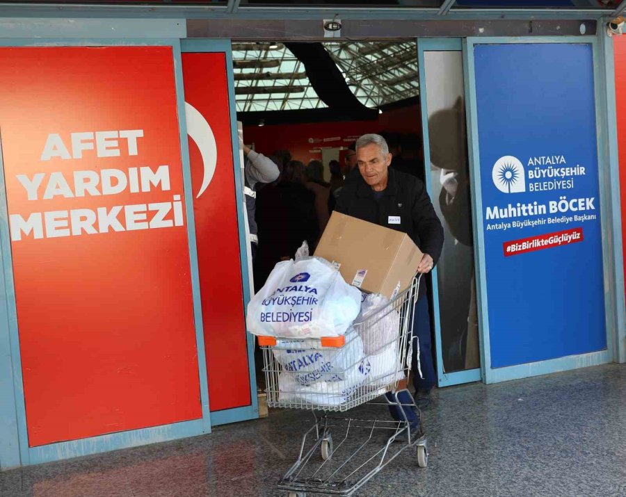 Büyükşehir Yardımları Tek Merkezden Yapıyor